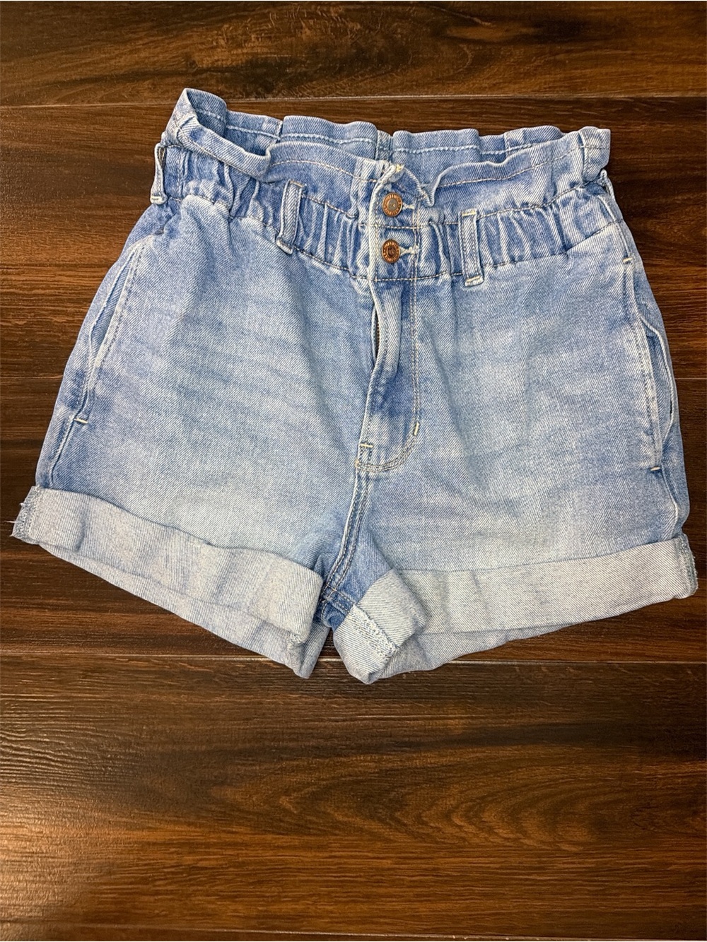 Hollister Light Blue Paperbag Waist Denim Shorts Size W 26 NWT